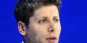 OpenAI Poaches 3 Top Engineers From DeepMind