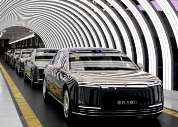 Some Cities in China Are Advertising Exclusive Subsidies for Huawei-Powered Cars