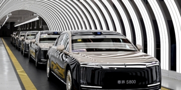 Some Cities in China Are Advertising Exclusive Subsidies for Huawei-Powered Cars