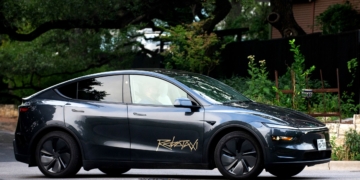 Tesla Readies a Taxi Service in San Francisco—but Not With Robotaxis