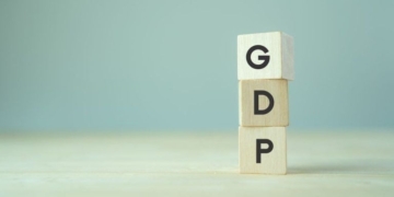 Bitcoin Languishes Under $118K Even as GDP Jumps 3%