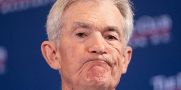 Bitcoin Shrugs Off Brief Fed Panic