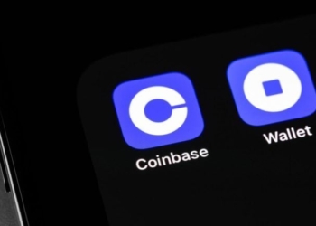 Coinbase Snags Opyn Leadership in Lift-Out Acquisition