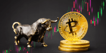 Bitcoin Must Stay Above $98K to Avoid Bearish Breakdown, Experts Say