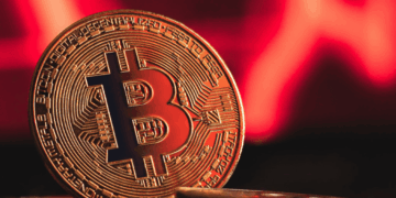 Bitcoin Whiplash: BTC Dives Below $115K, $140M in Longs Liquidated