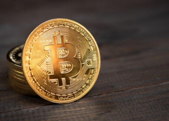 ETF Recap: Bitcoin and Ether ETFs Extend Inflow Streaks With $988 Million Weekly Haul