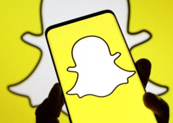 Snapchat ‘willing to implement’ daily time limits for teens, boss tells BBC