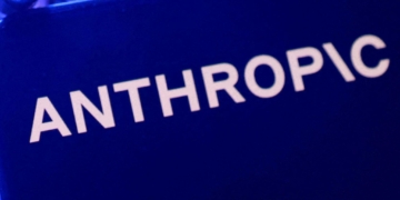 AI ‘kill switch’ may need to be mandatory, Anthropic co-founder says