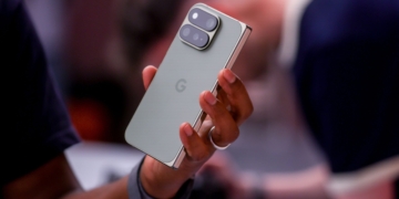 Google’s Gemini Can Now Make Calls for You on Pixel Phones