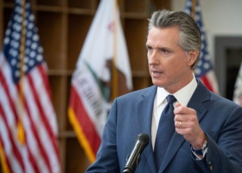 California Bans Officials’ Memecoins After TRUMP Buyers Lost $3.8B