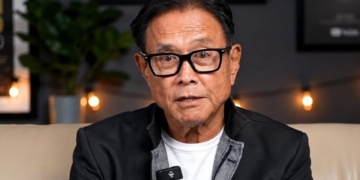 ‘It’s Their Problem’: Kiyosaki Says He’s $1.2B in Debt