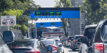 The Real Mark of Luxury in This Bustling Metropolis? Owning Any Car at All