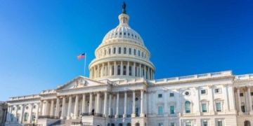 CLARITY Act Odds Slide to 18% as Banks and State AGs Push Back