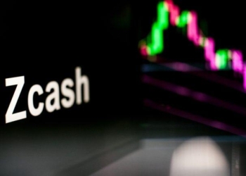 ZEC Dips Below $1,100 as Market Selloff Triggers Altcoin Pullback